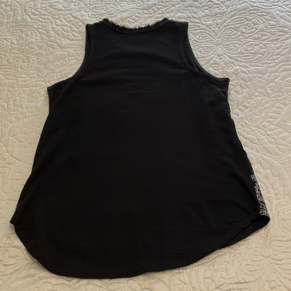 Lucky Brand top size S - Picture 5 of 5